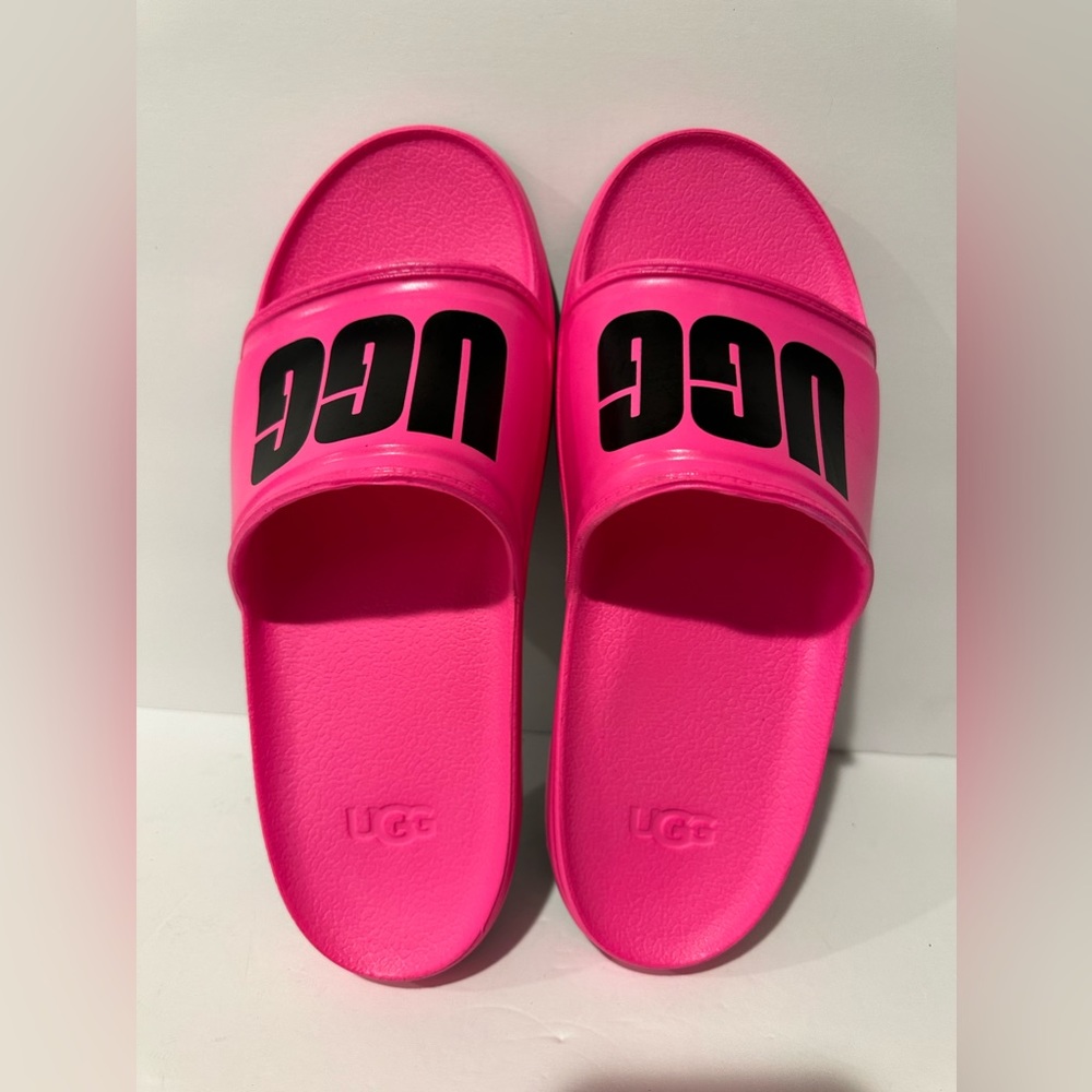 UGG Slides